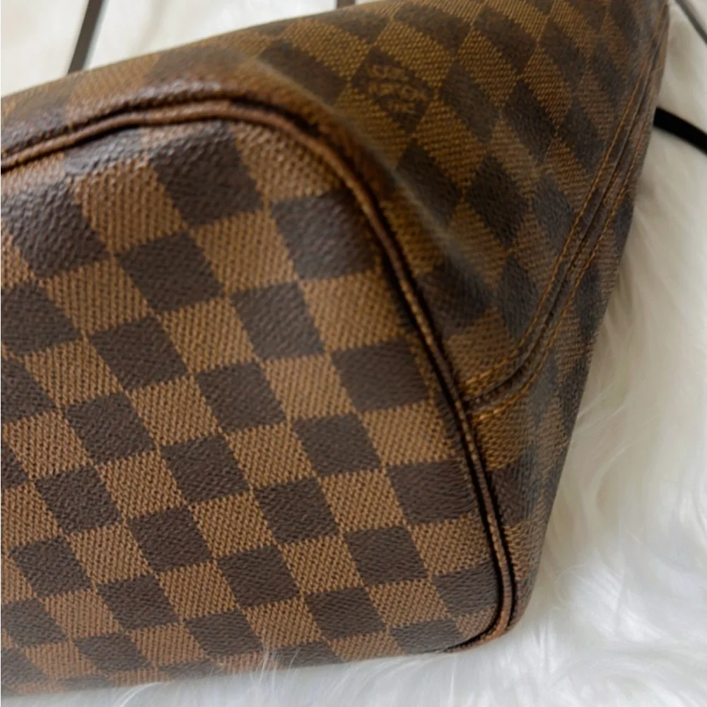 Authentic Louis Vuitton Neverfull MM Bag✨ - Picture 7 of 15
